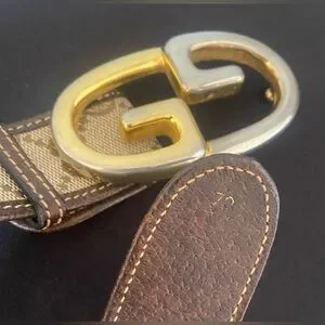 ?SALE GRAB QUICK GUCCI Belt Two Toned Hardware Detachable Buckle GG Canvas ~ COA GUCCI Reversible leather and printed coated-canvas belt  main image 4